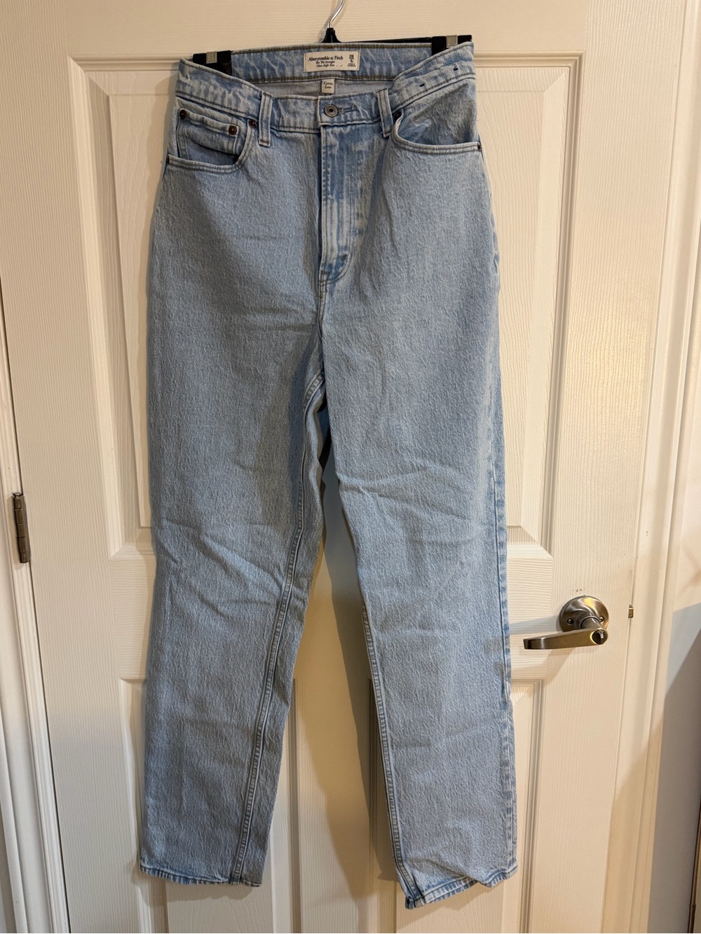 Abercrombie & Fitch 90’s Straight-Leg Jeans (Curve Love)